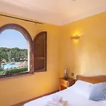 Apartamento Modern House In A Peaceful *