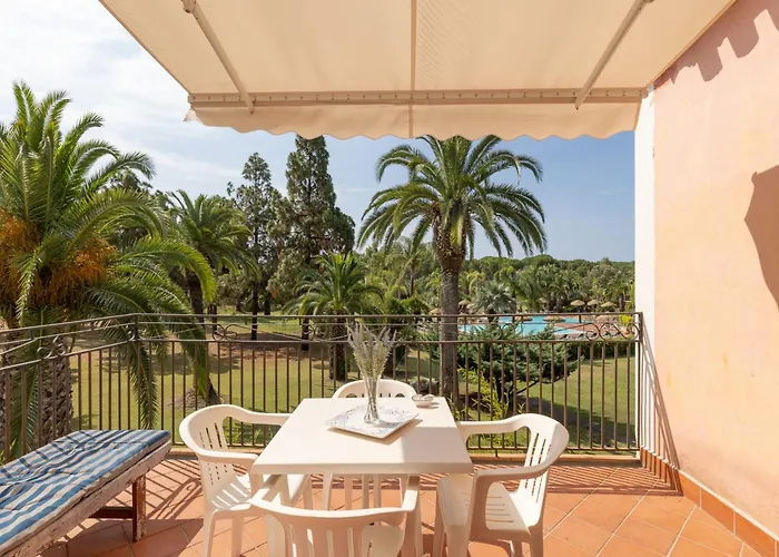 Modern House In A Peaceful Pula